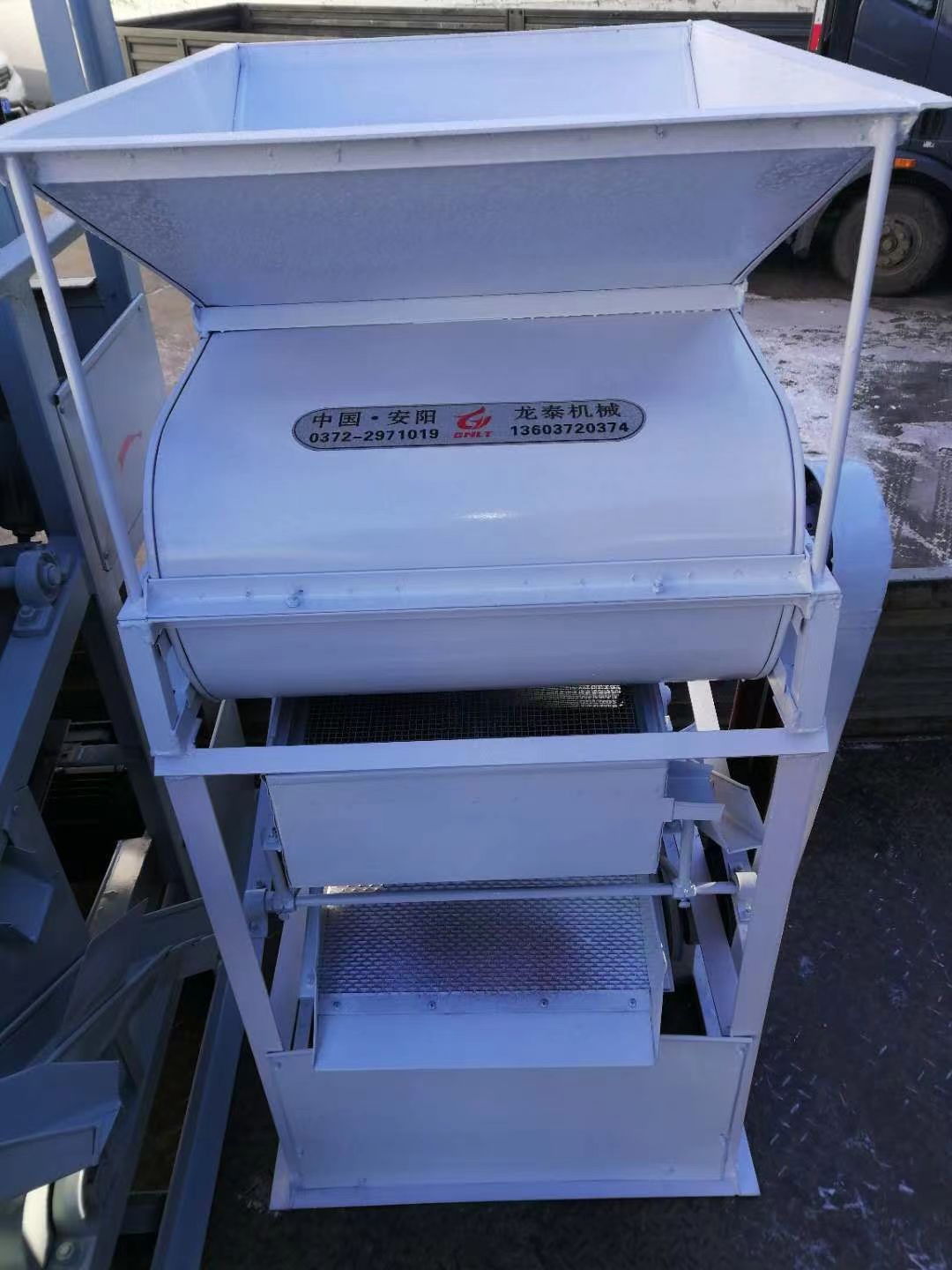 TQFS—40：50：80：100型组合清选机