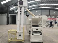 TQFS—40:50:80:100型组合清选机