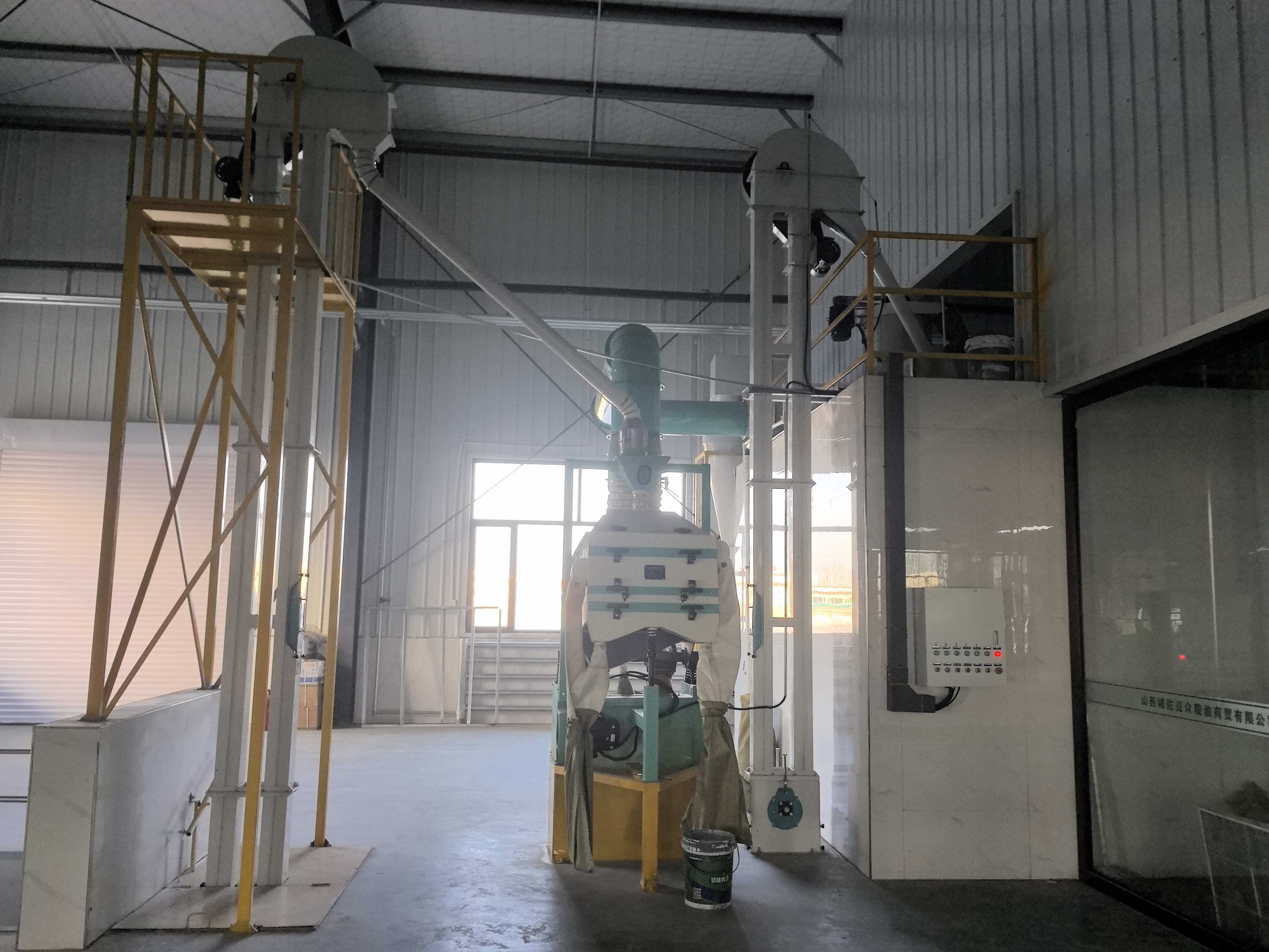 日产20吨钢架式小麦平筛制粉机组